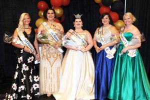 (L – R): 3rd Runner- Raeleigh Richards, 1st Runner-Up Annslea Schaber, Miss Marion Popcorn 2017 Kaylee Wallace, 2nd Runner-Up Emily Christman, and 4th Runner-Up Ashley Keener.